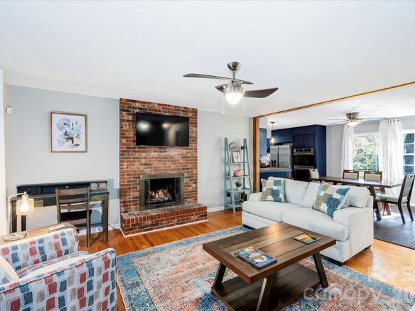 23 Springwood Drive , Asheville, NC 28805