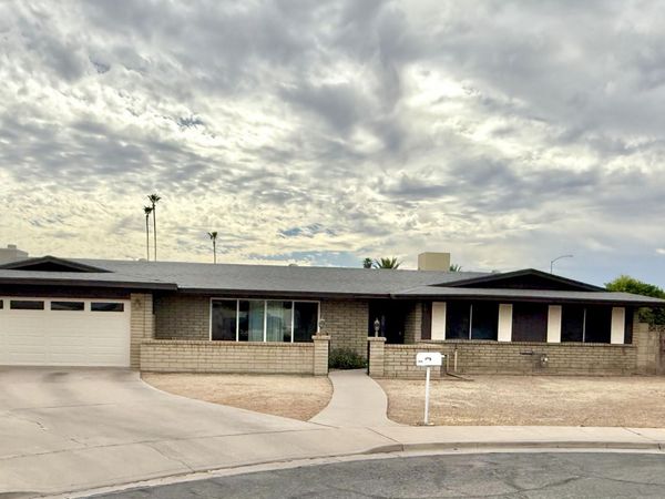 1030 E FAIRFIELD Street, Mesa, AZ 85203