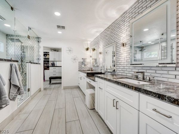 9210 Camden Heights Court, Las Vegas, NV 89123