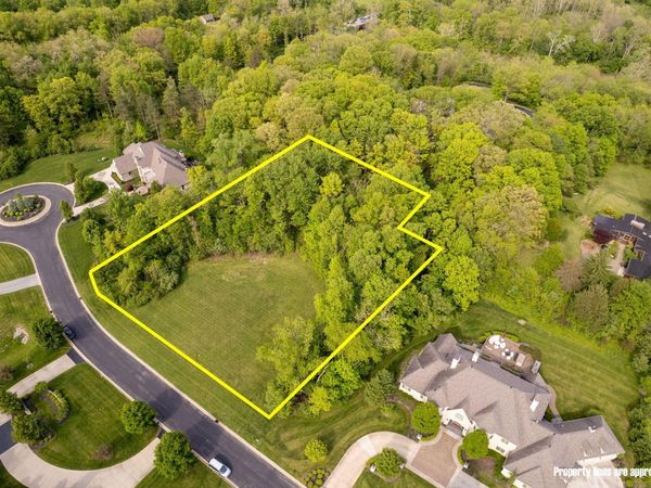 5164 Riverway Run, Powell, OH 43065