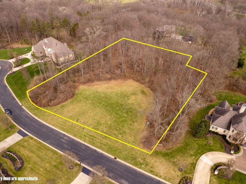 5164 Riverway Run, Powell, OH 43065 Photo 2