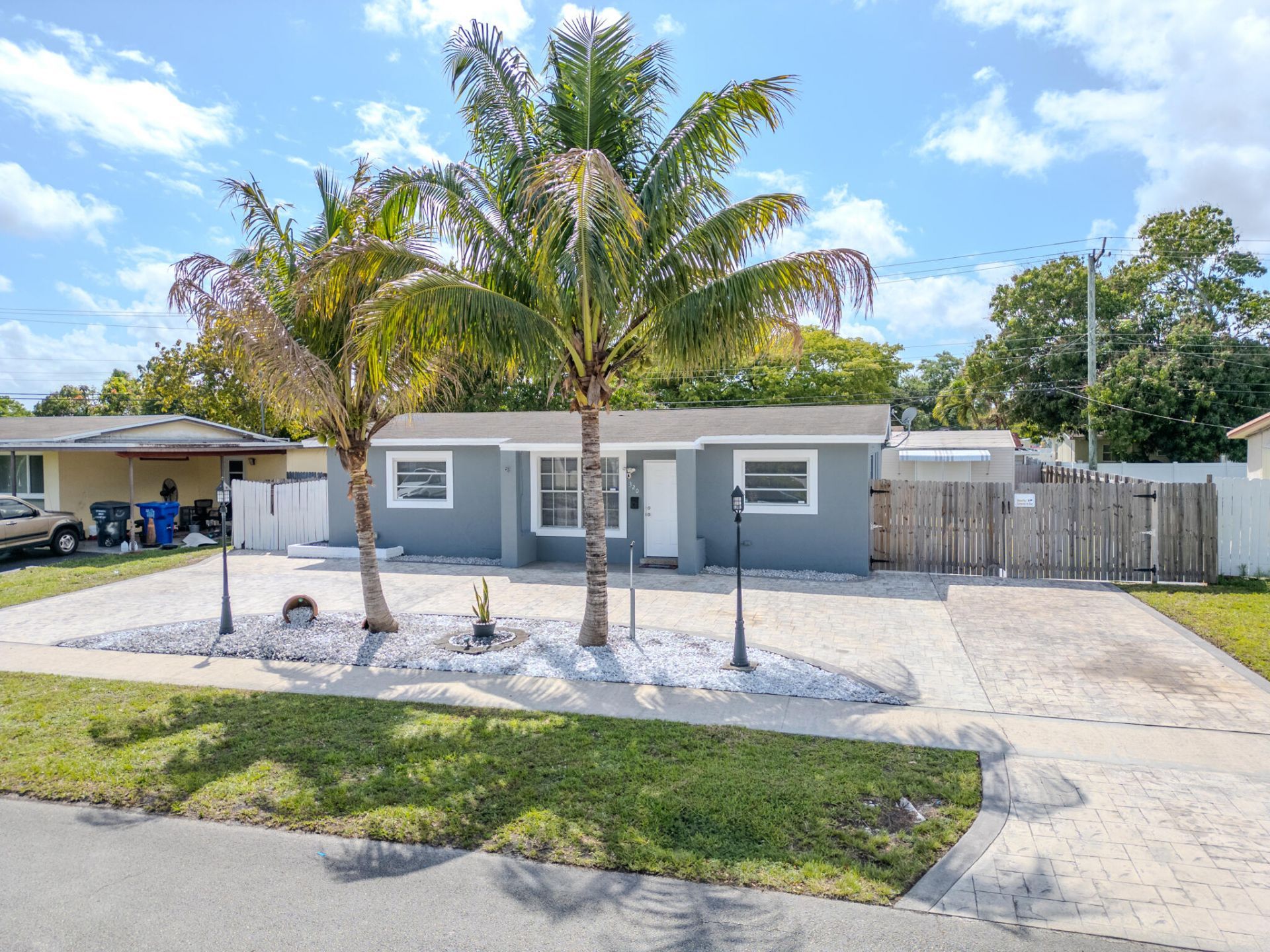 320 N 69th Way, Hollywood, FL 33024 Photo