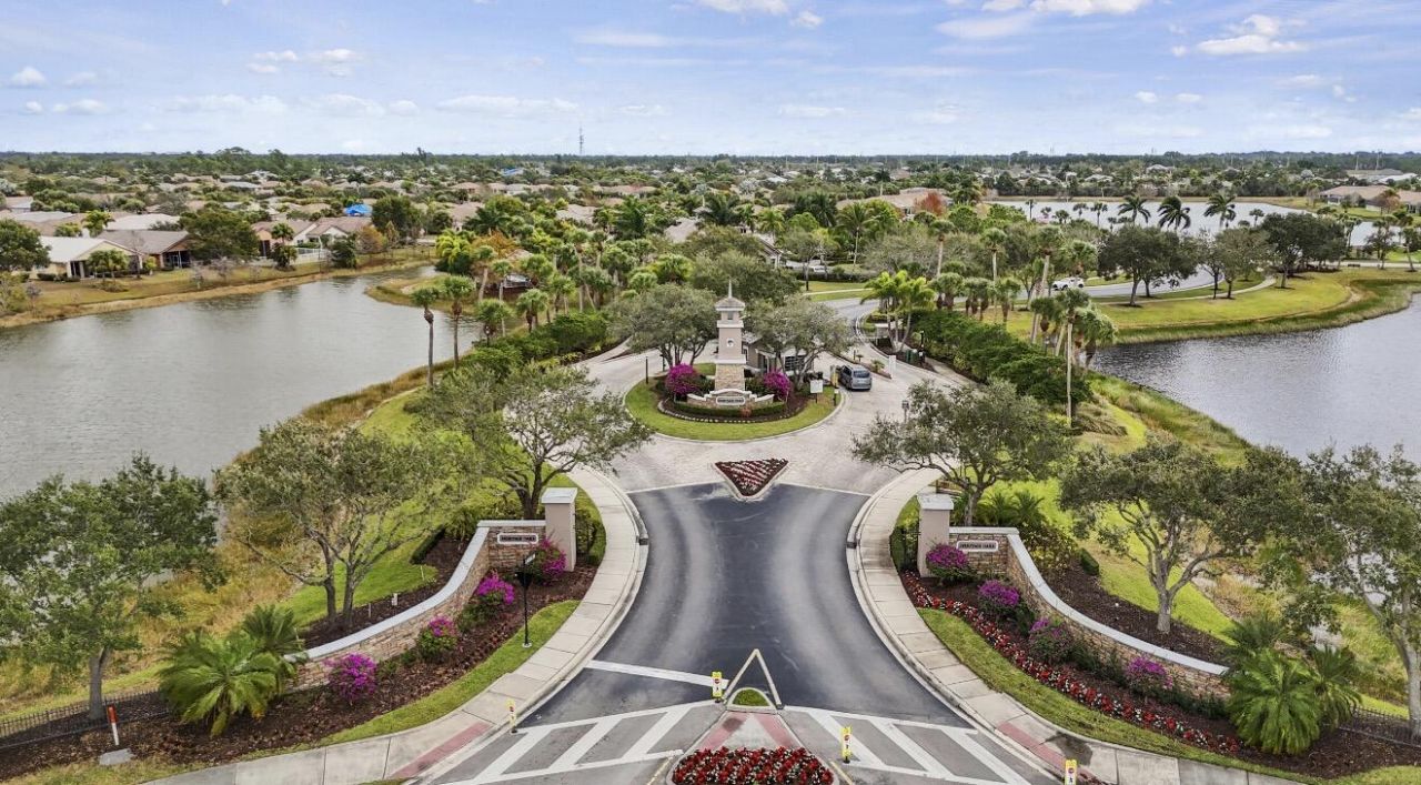 9980 SW Stonegate Drive, Port Saint Lucie, FL 34987 Photo