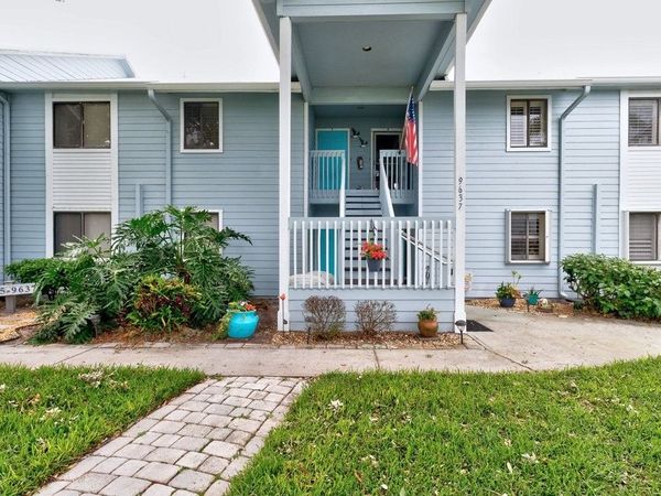9637 Riverside Drive, Unit 3, Sebastian, FL 32958