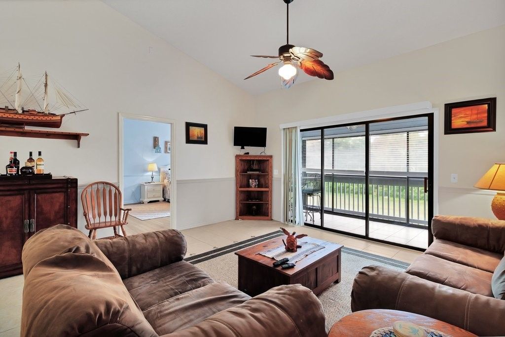 9637 Riverside Drive, Unit 3, Sebastian, FL 32958 Photo