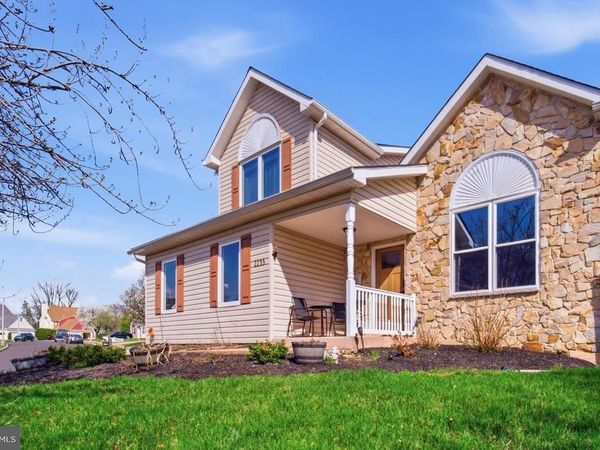 2233 APPLE WAY, BENSALEM, PA 19020
