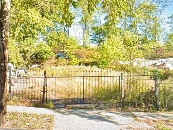 63 VERONA AVE, Newark, NJ 07104