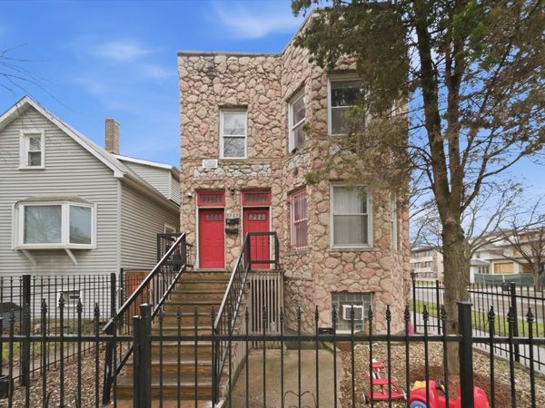 5969 W Augusta Boulevard, Chicago, IL 60651