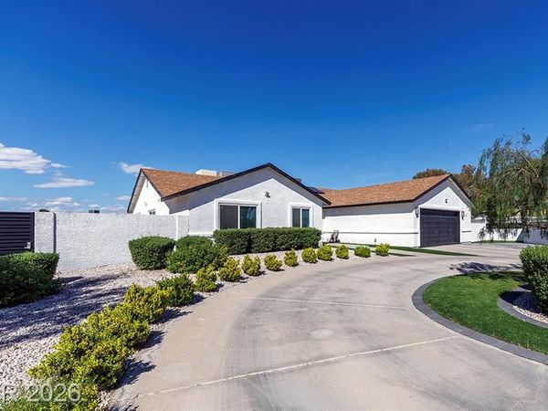 7160 Polaris Avenue , Las Vegas, NV 89118