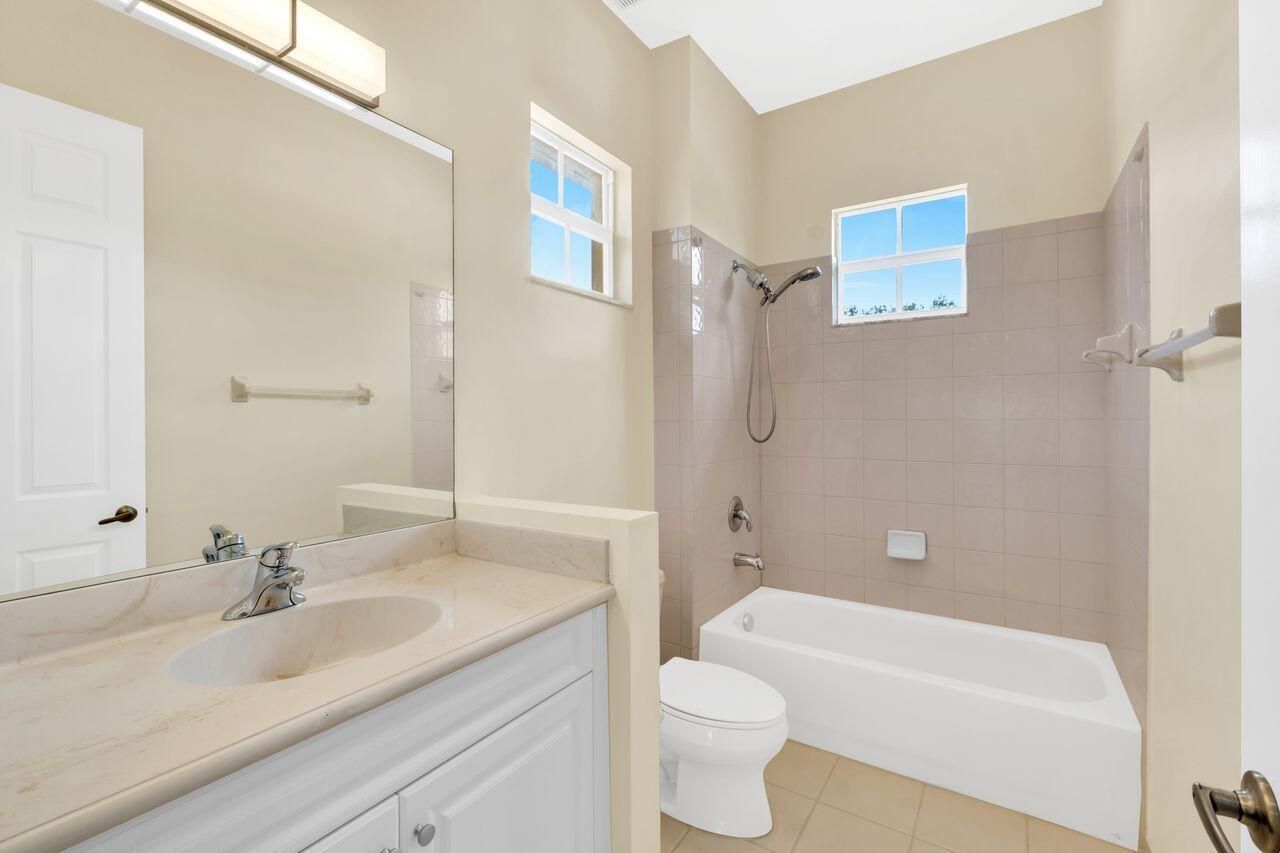8035 NW 127th Lane, Unit 3-e, Parkland, FL 33076 Photo