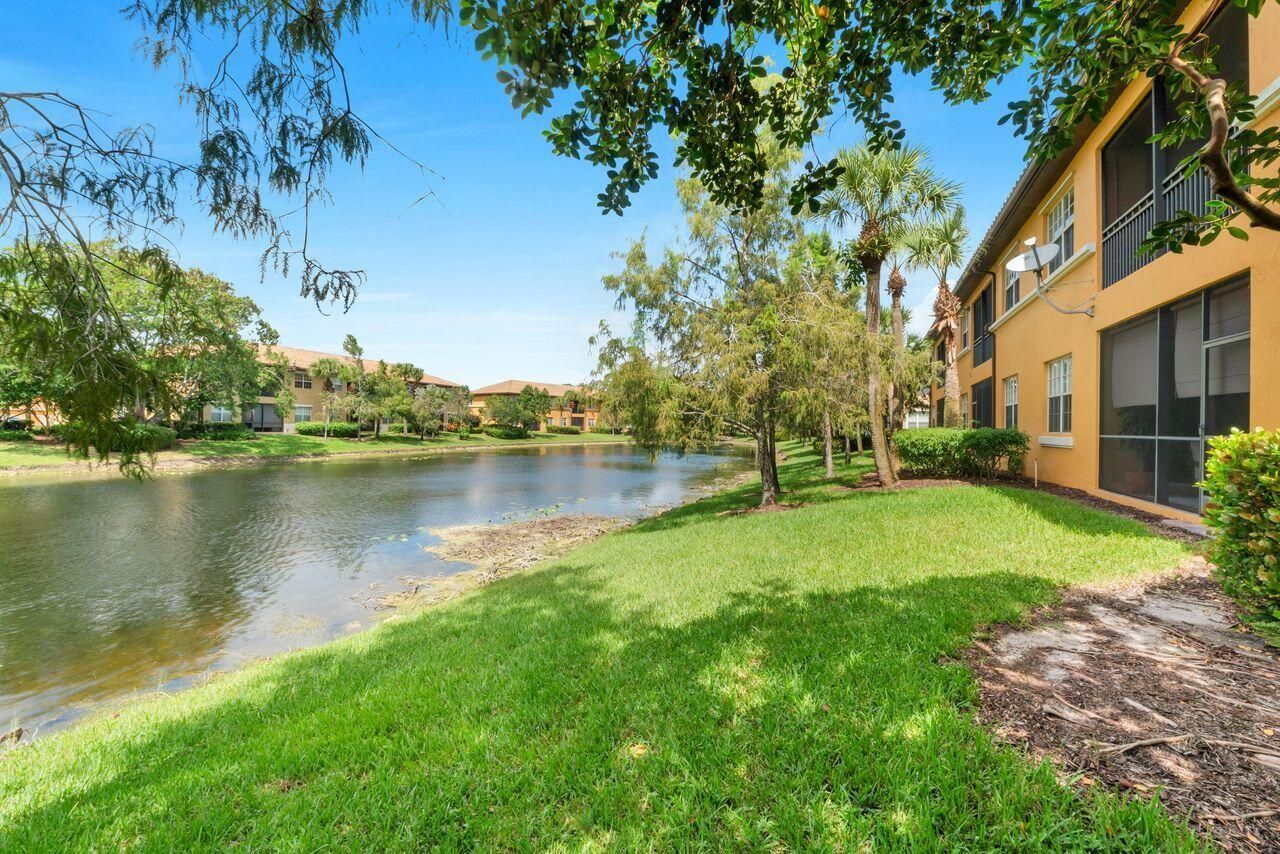 8035 NW 127th Lane, Unit 3-e, Parkland, FL 33076 Photo