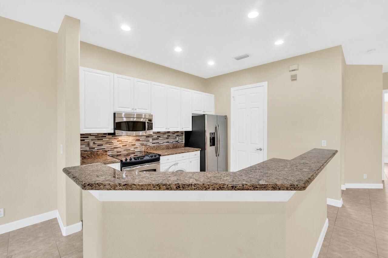 8035 NW 127th Lane, Unit 3-e, Parkland, FL 33076 Photo