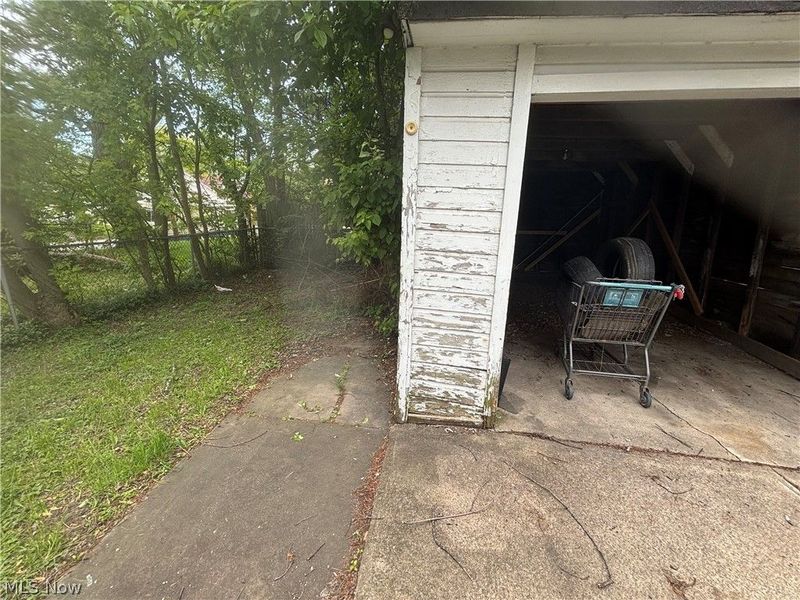 3710 E 104th Street, Cleveland, OH 44105 Photo 10