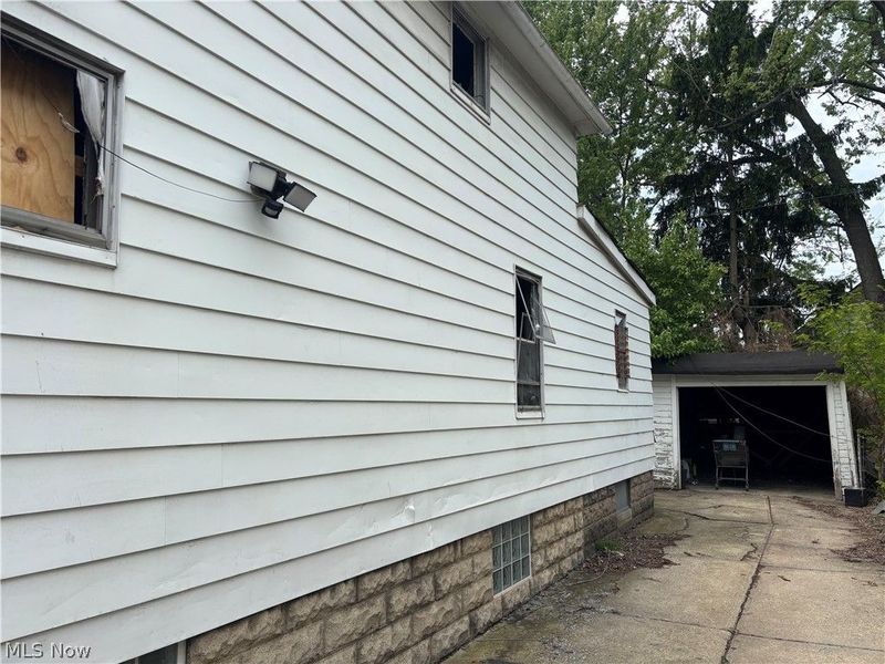3710 E 104th Street, Cleveland, OH 44105 Photo 9