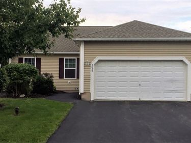 5059 Betsy Ross Way, Liverpool, NY 13088