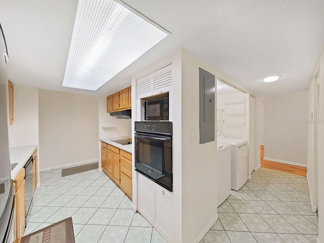 8608 Cattail Drive, Unit 8608, Temple Terrace, FL 33637 Photo