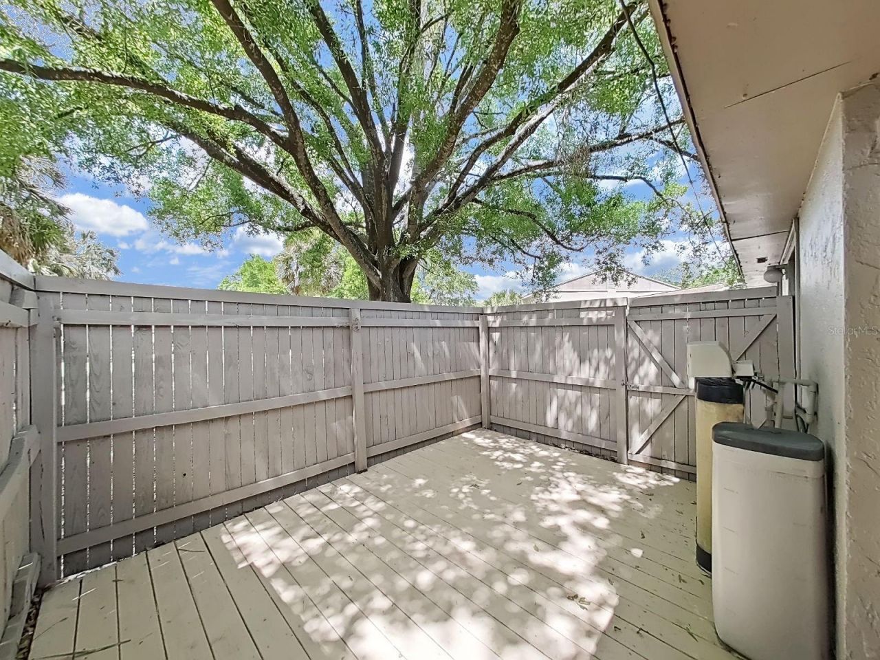 8608 Cattail Drive, Unit 8608, Temple Terrace, FL 33637 Photo