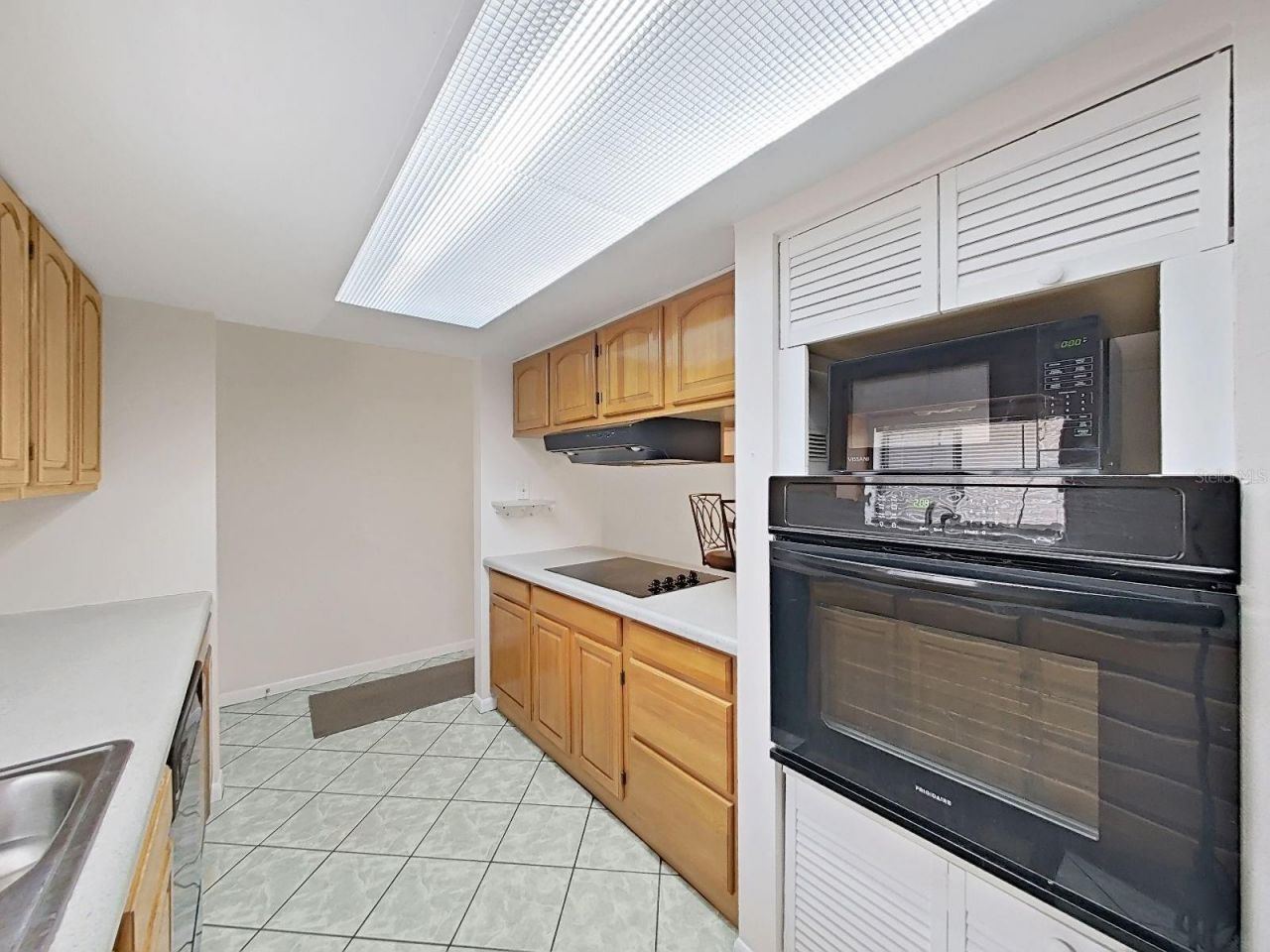 8608 Cattail Drive, Unit 8608, Temple Terrace, FL 33637 Photo