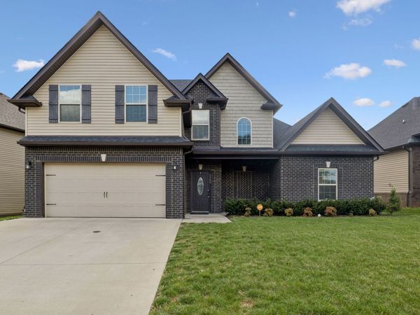 1366 Dan Brown Dr, Clarksville, TN 37042