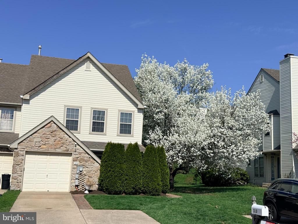 320 Wyndale Drive, Chalfont, PA 18914 Main Photo