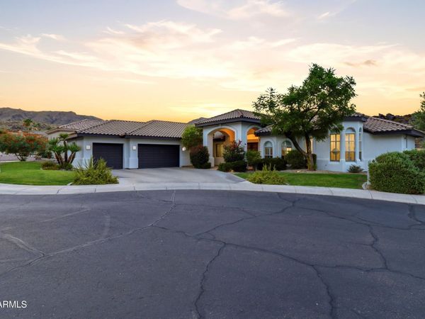 15057 S 6TH Place, Phoenix, AZ 85048