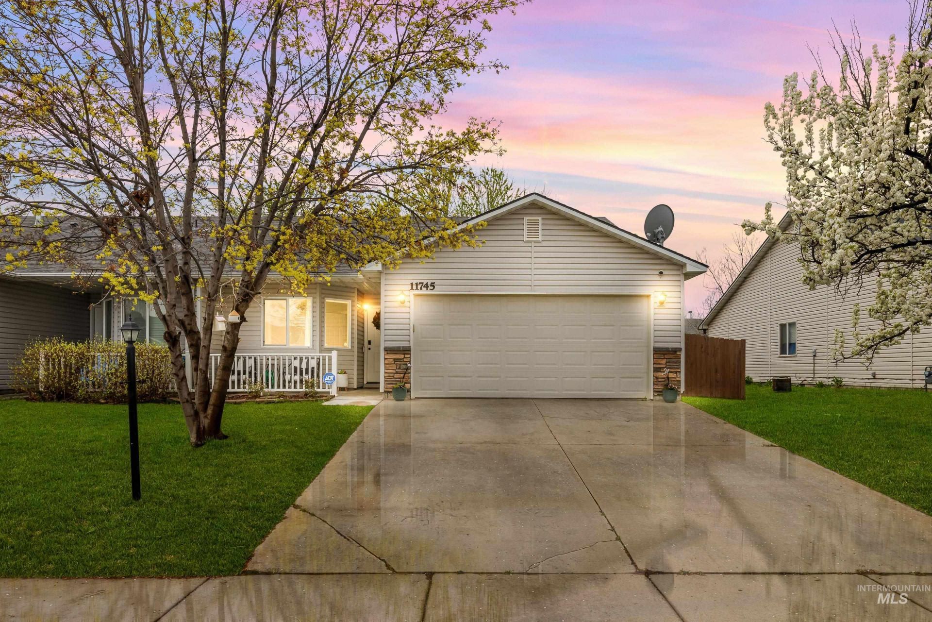 11745 W Blueberry, Nampa, ID 83687 Main Photo