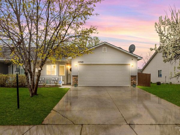 11745 W Blueberry, Nampa, ID 83687