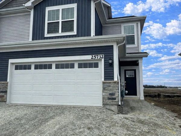 25732 W Wakefield Drive , Unit 25732, Plainfield, IL 60544