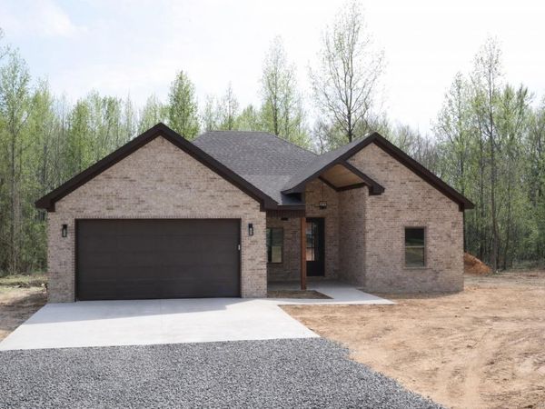 1205 E Carmichael , Cabot, AR 72023