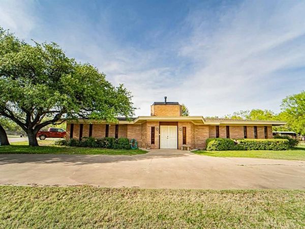 4 Chaparral Lane, Breckenridge, TX 76424