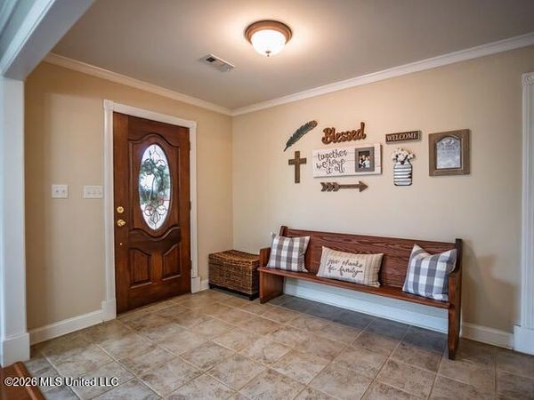 1178 Travis Road, Courtland, MS 38620