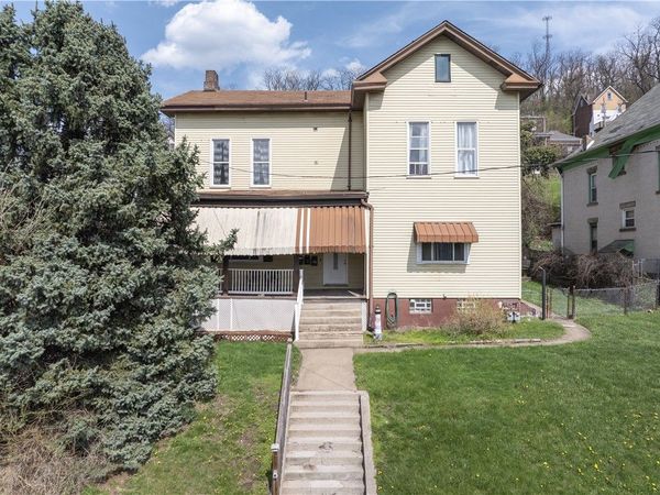 825 North Ave , Braddock, PA 15104