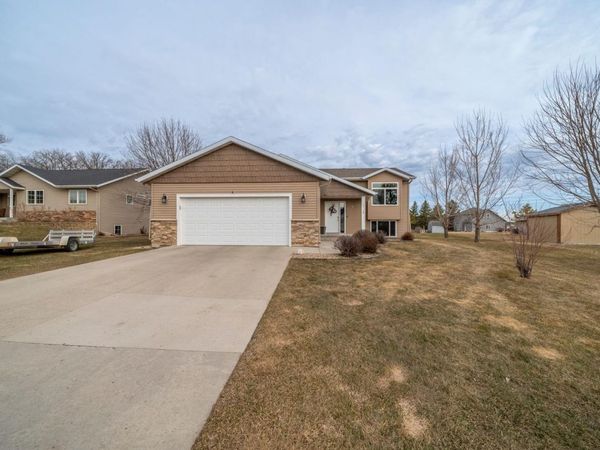 1816 Spruce Grove Trail , Detroit Lakes, MN 56501