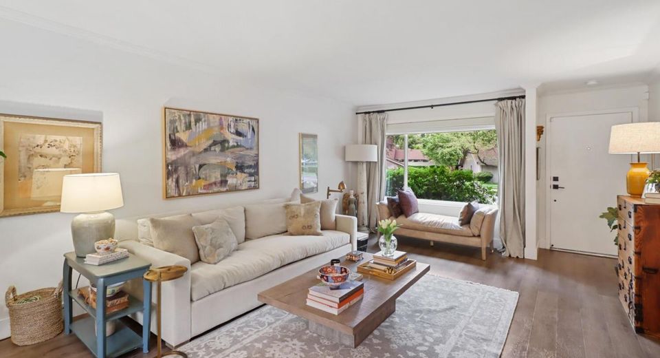2304 American River Drive, Sacramento, CA 95825 Photo