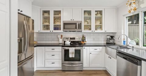 2304 American River Drive, Sacramento, CA 95825 Photo