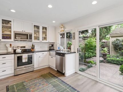 2304 American River Drive, Sacramento, CA 95825 Photo