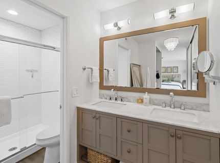 2304 American River Drive, Sacramento, CA 95825 Photo