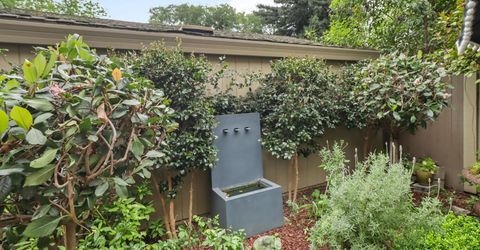 2304 American River Drive, Sacramento, CA 95825 Photo