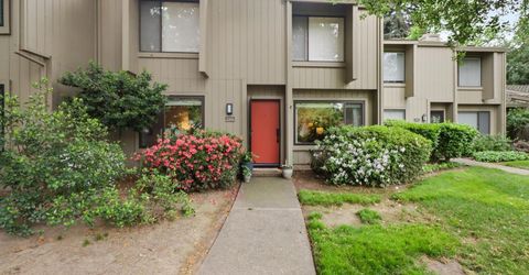 2304 American River Drive, Sacramento, CA 95825 Photo