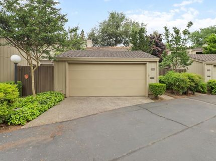 2304 American River Drive, Sacramento, CA 95825 Photo