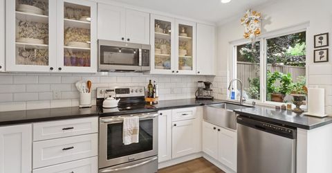 2304 American River Drive, Sacramento, CA 95825 Photo