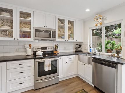 2304 American River Drive, Sacramento, CA 95825 Photo