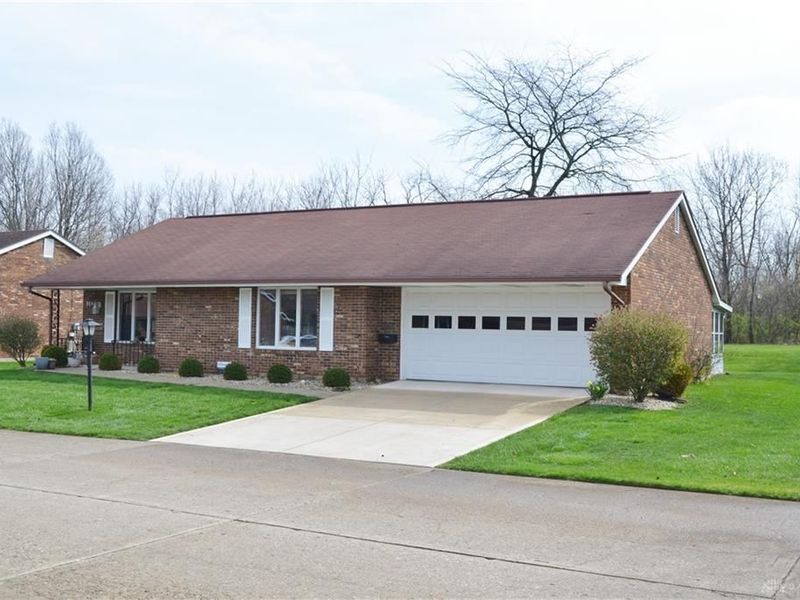 3052 E Brixton Drive, Springfield, OH 45503 Photo 3