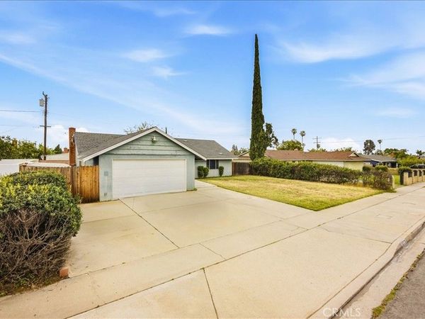 9775 Vine, Bloomington, CA 92316