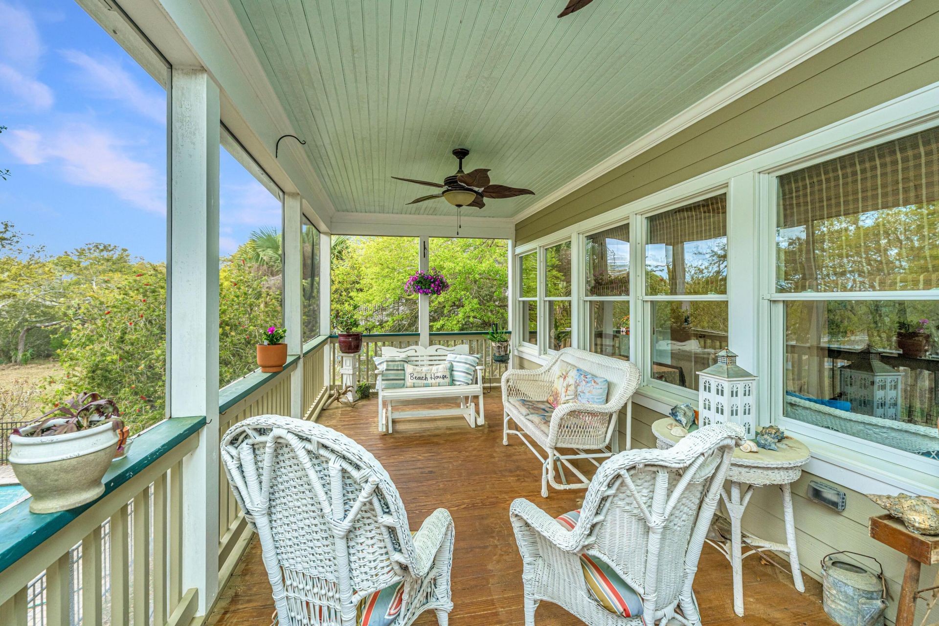 8869 Marsh Aire Lane Photo 20