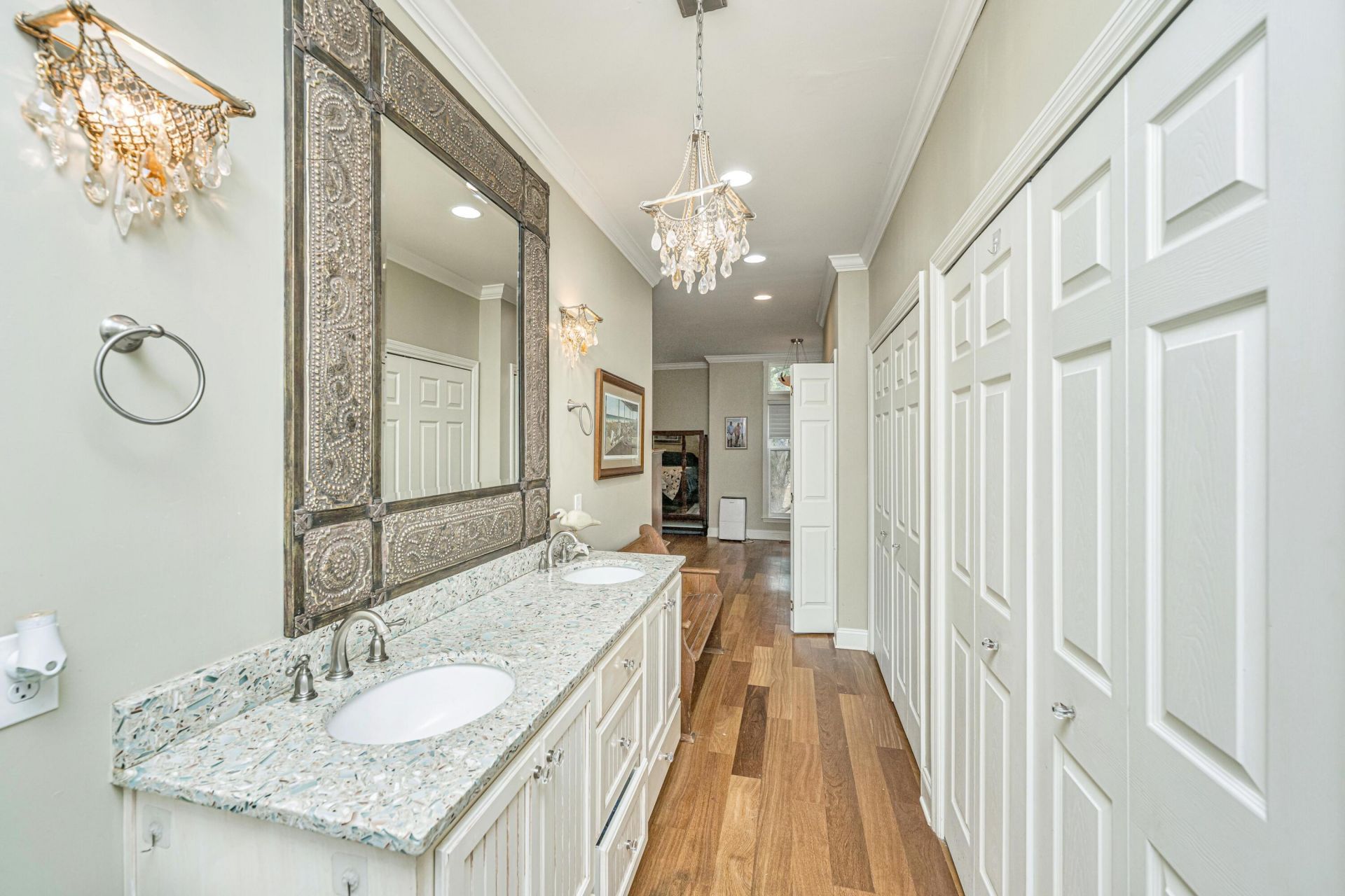 8869 Marsh Aire Lane Photo 27