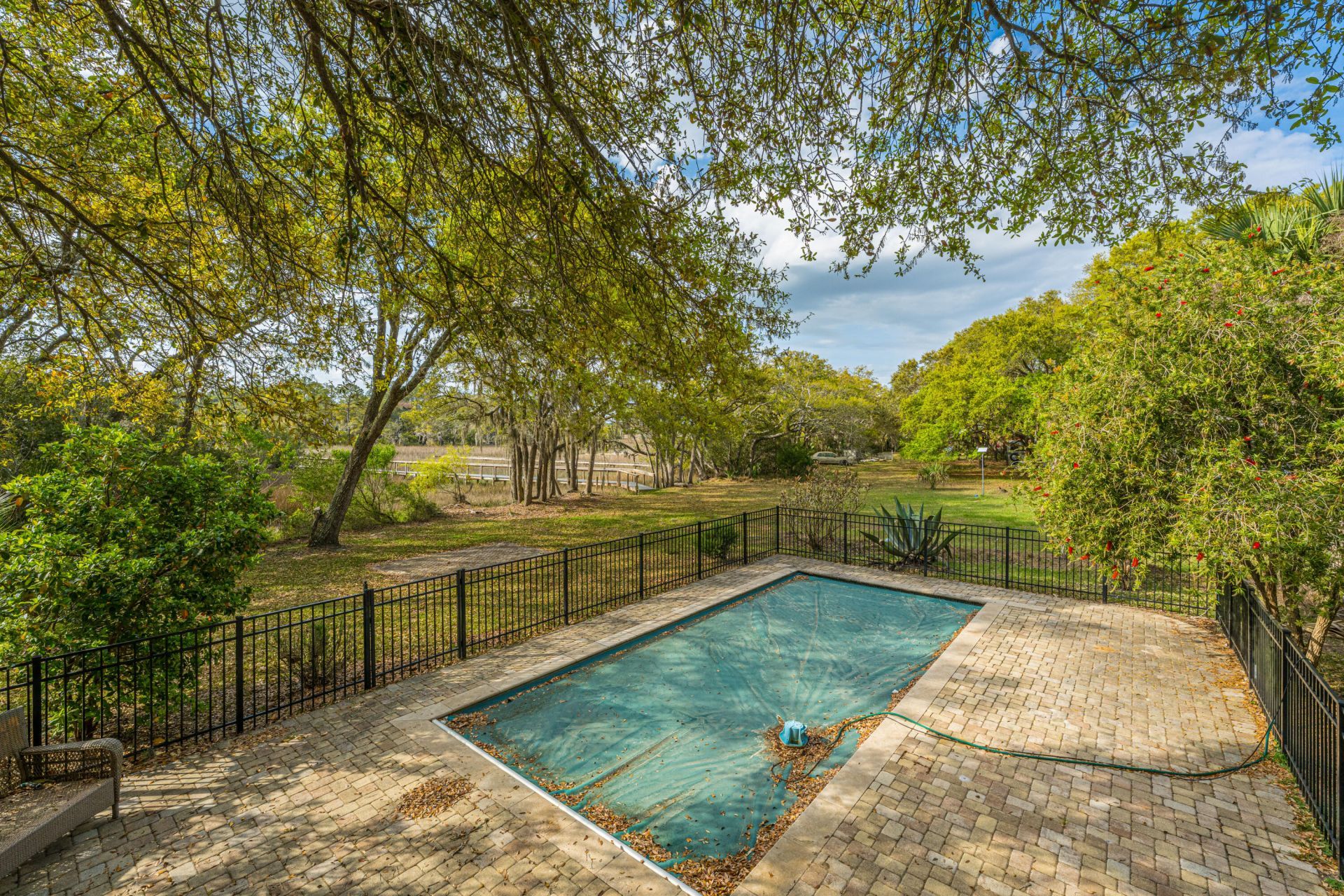 8869 Marsh Aire Lane Photo 30