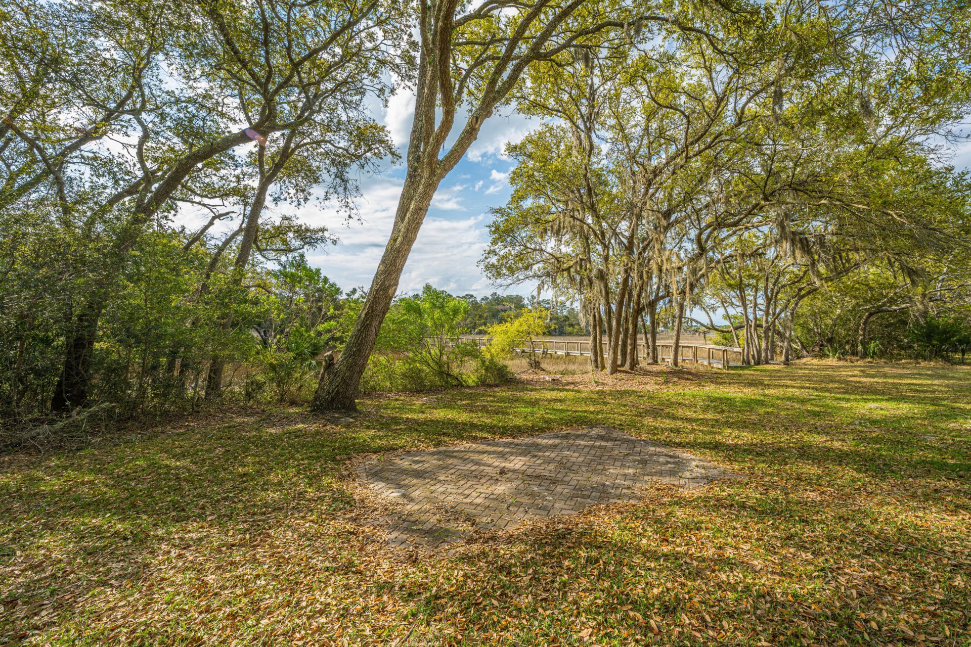 8869 Marsh Aire Lane Photo 37