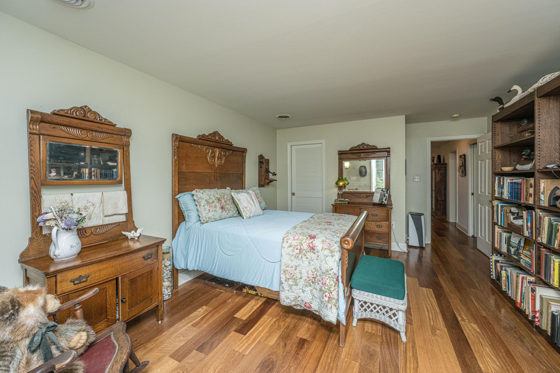 8869 Marsh Aire Lane Photo 42