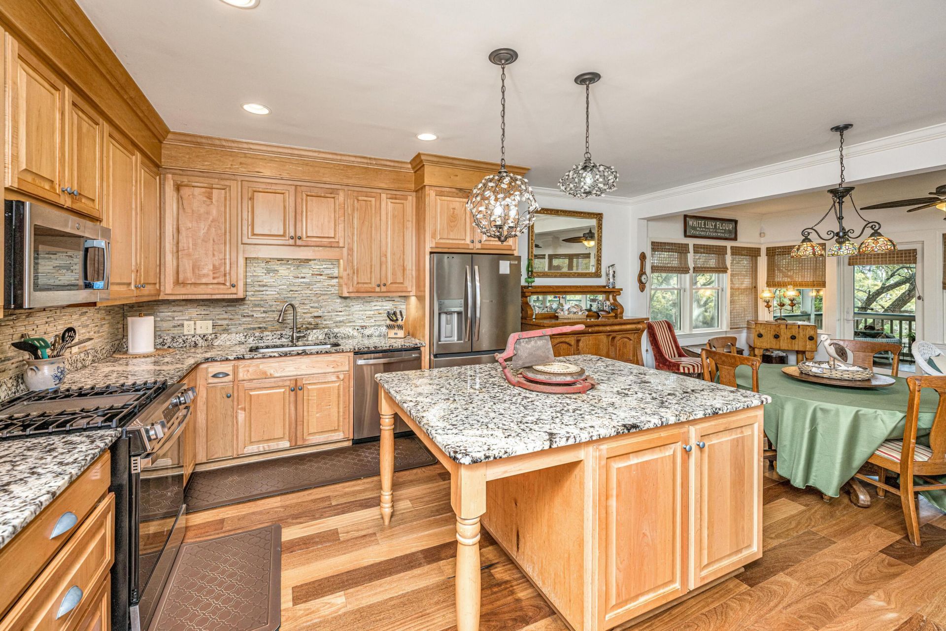 8869 Marsh Aire Lane Photo 8